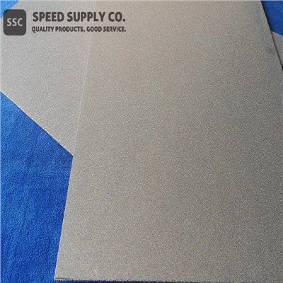 Akytas titano lakštas